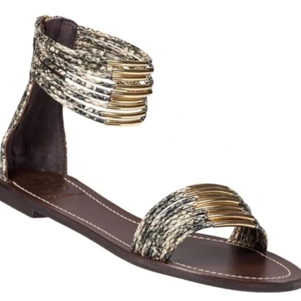 Tory Burch Mingon Metallic flat sandal. Size 8.